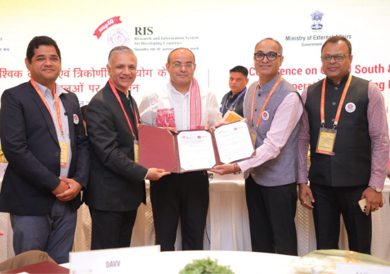 Nalanda University and RIS Sign MoU