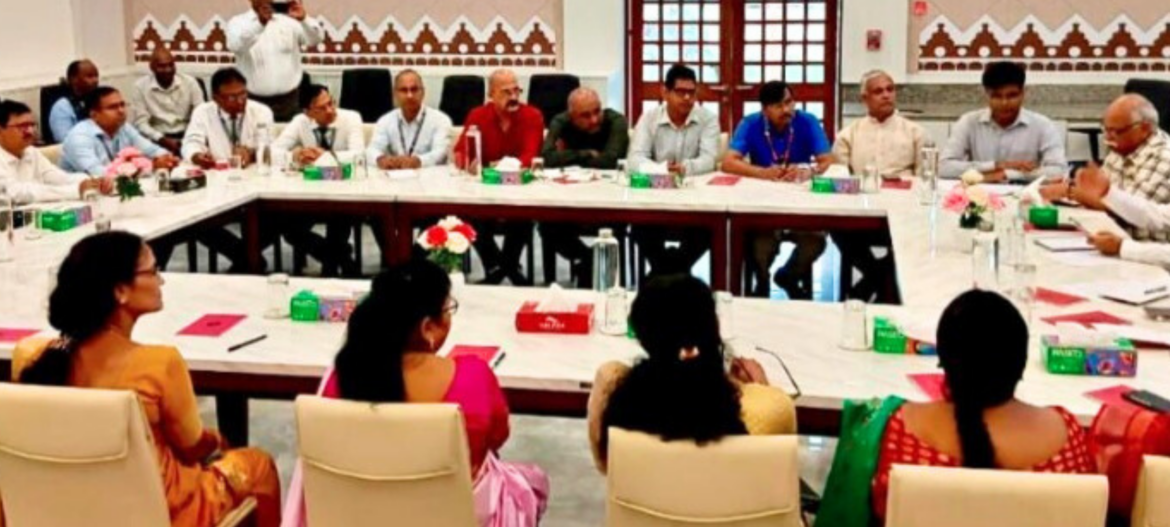 सहभागिता संवाद की प्रथम बैठक